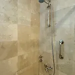 Alcantara 3 Sem Janelas Rum i privatbostad *