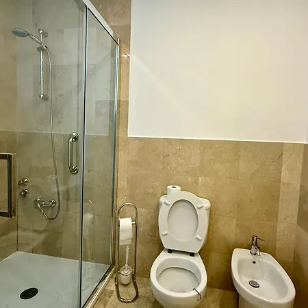 Alcantara 3 Sem Janelas Homestay Lisbon